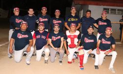 Joya de pitcheo del «Pechas» Escobar lleva al triunfo a Taller Harper en playoffs del softbol Libertad