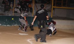 Deportivo Soto pega primero: Apalea 13-3 a Taller Harper en semifinales